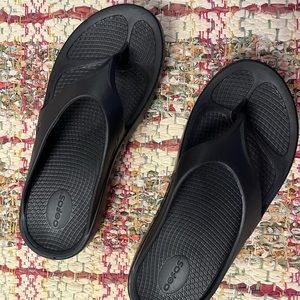 Oofos Black Slide Sandals